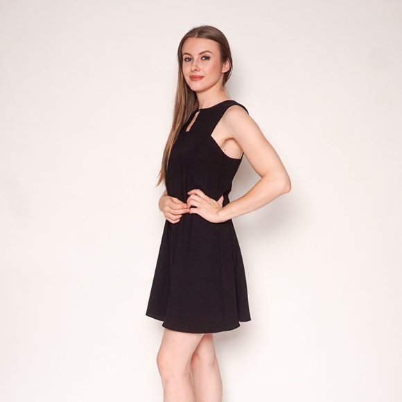 AMANDA UPRICHARD Sleeveless Keyhole Mini Dress - Picture 5 of 6